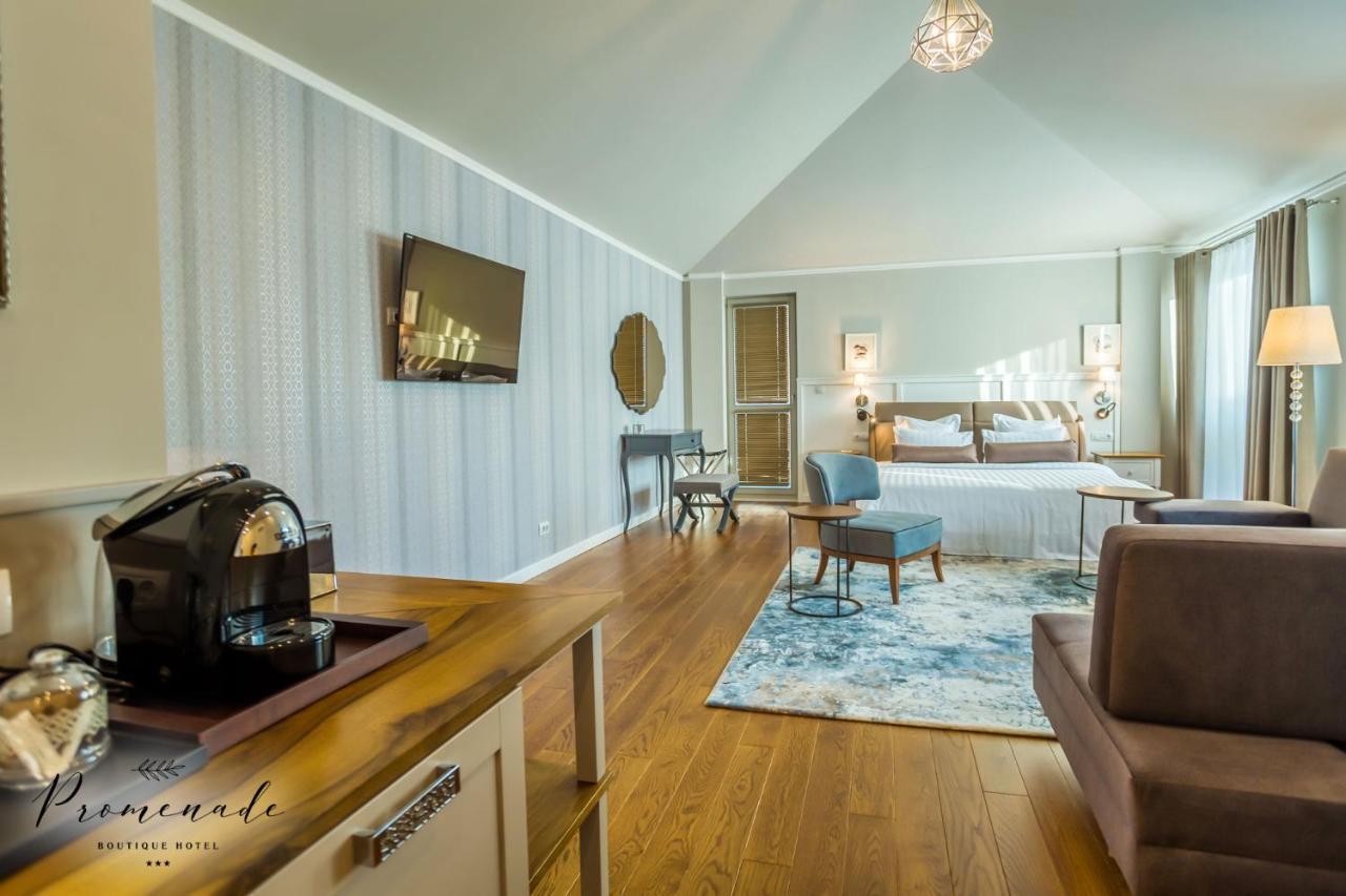 Hotel Residence Promenade Burgas Exterior photo Suite