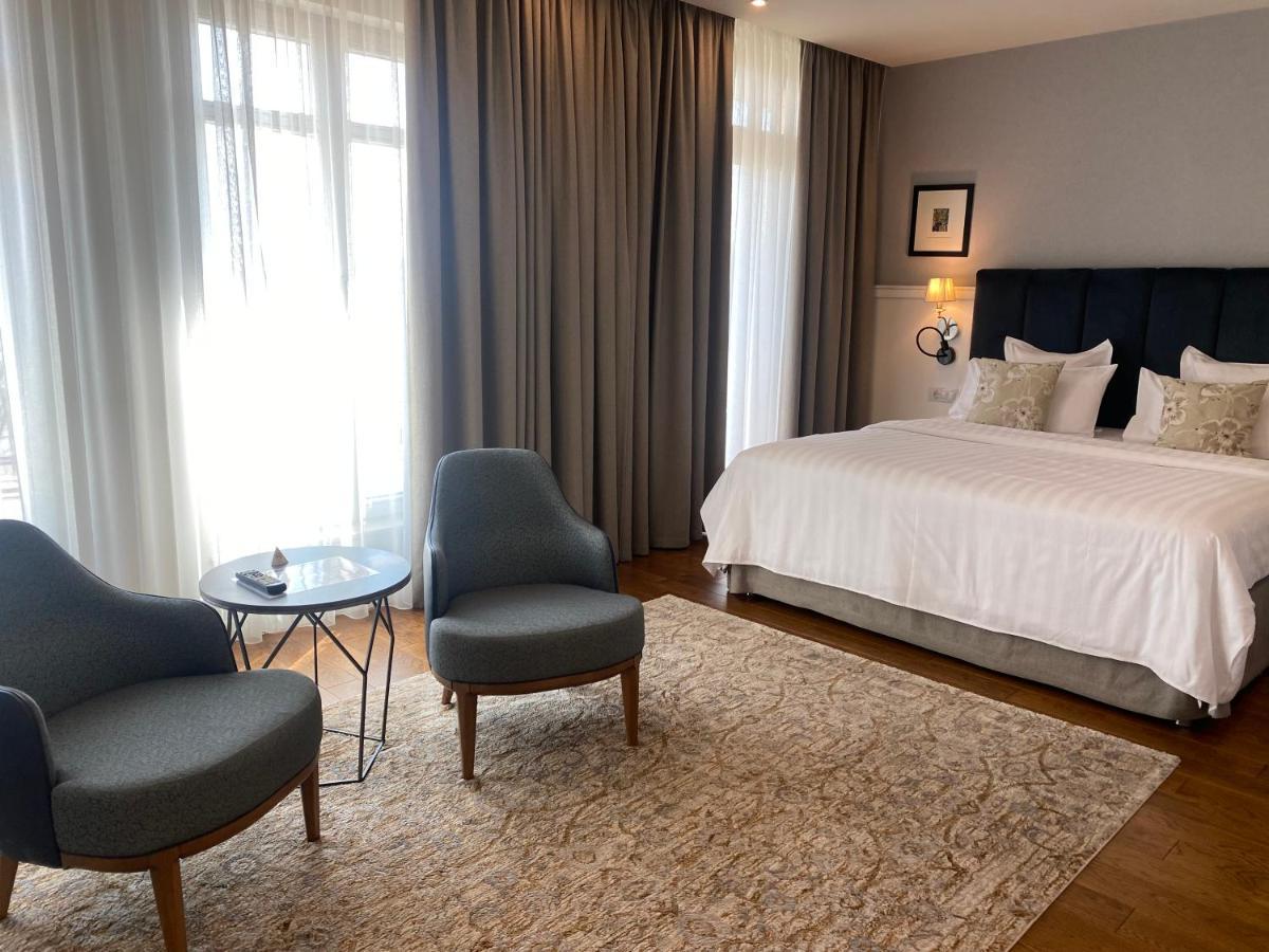 Hotel Residence Promenade Burgas Exterior photo A room at the hotel