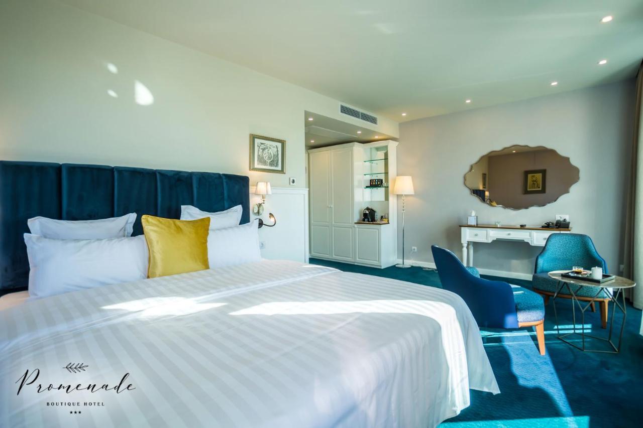 Hotel Residence Promenade Burgas Exterior photo Deluxe Room